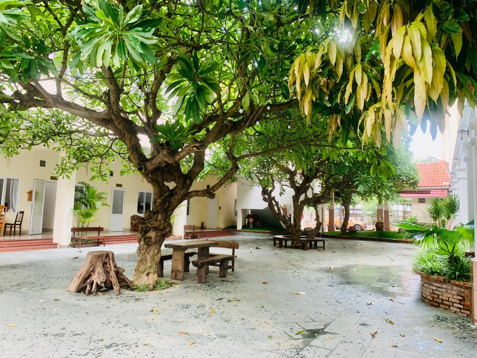 Khach San Binh Minh Hotell Phan Thiet Eksteriør bilde